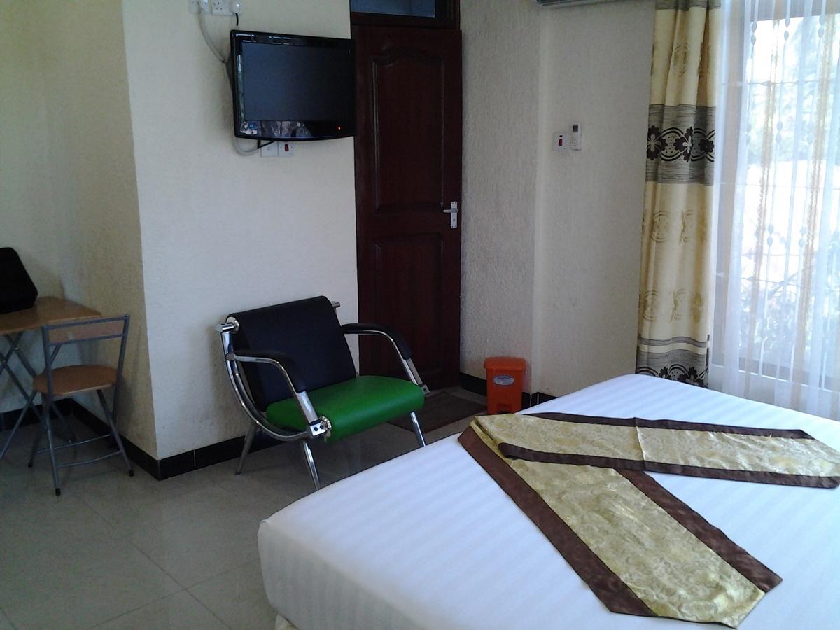 Best Point Hotel Дар ес Саалам Стая снимка